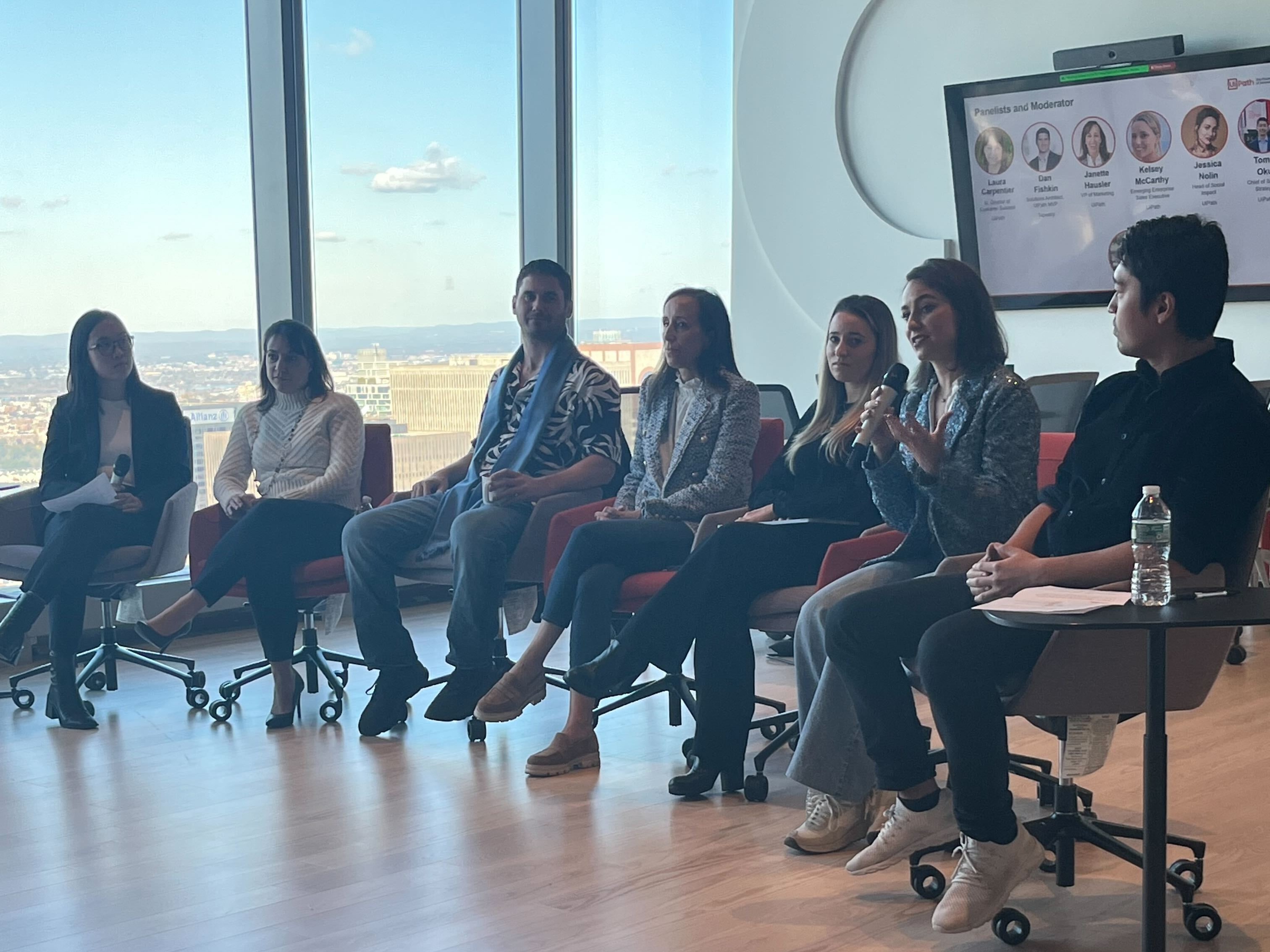 A group photo of GWWIB panel at UiPath