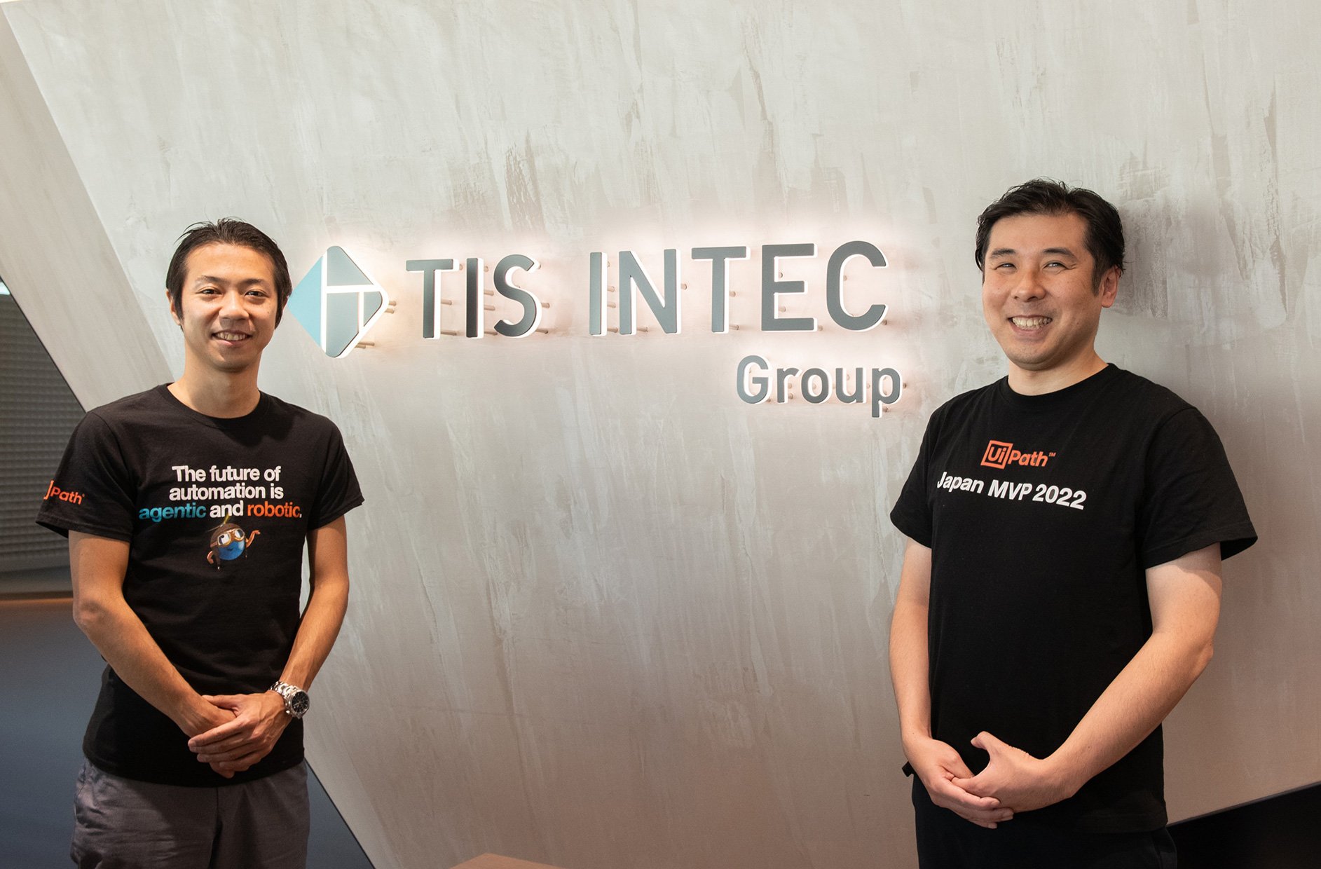 TIS株式会社　デジタルイノベーション事業本部　エンタープライズサービス事業部　経営管理サービス第3部　テクニカルエキスパート　矢倉 峻様（UiPath Japan MVP）/UiPath株式会社 パートナーマーケティング & コミュニティマネージャー　渡辺 俊平