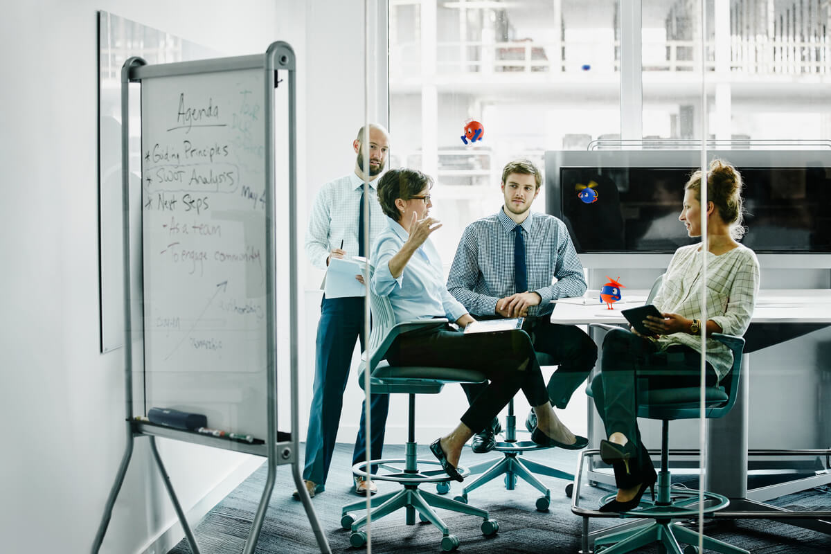 Business AI assistants: boosting productivity and insights  