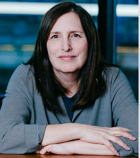 Laura Teller headshot