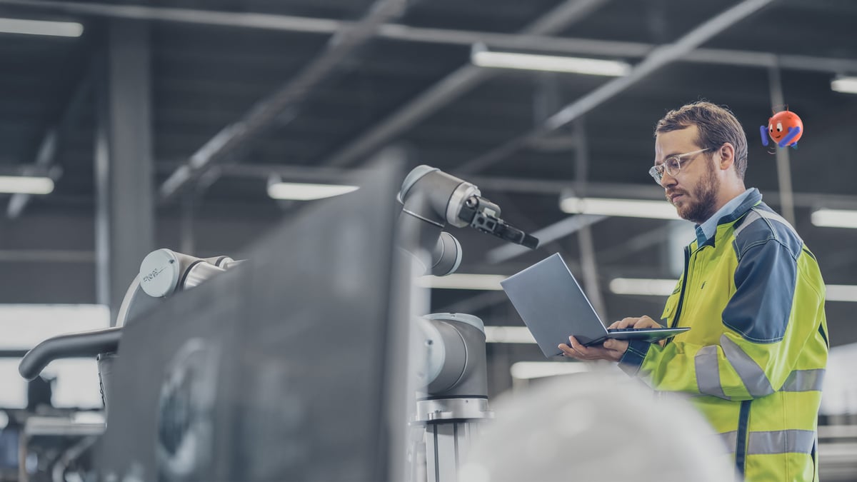 UiPath直撃取材シリーズ：日東電工株式会社 製造現場からバックオフィスまで、UiPath Automation Cloud™を基盤として、会社全体の生産性の向上を狙う