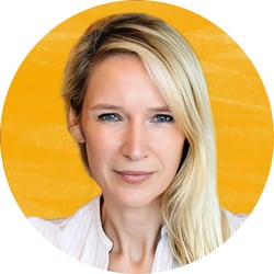 Alexandra Syrovatski headshot