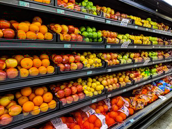 Reordering Produce with RPA Frees Mercadinhos São Luiz Employees to Focus on Store Customers&nbsp; customer story hero image